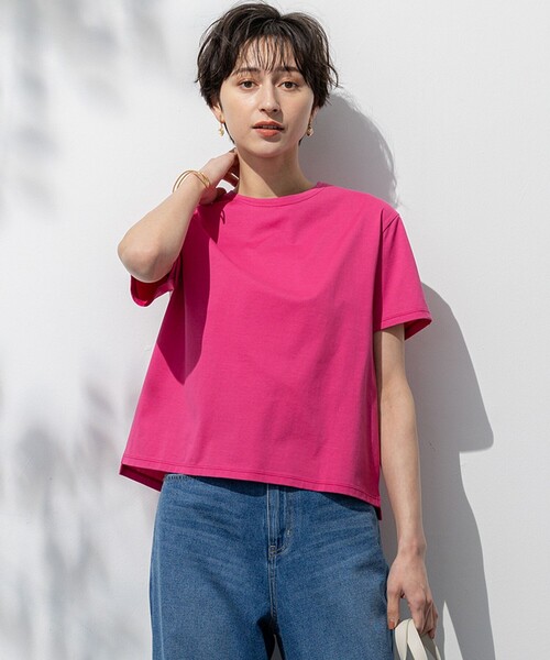 23区 L(ニジュウサンクオオキイサイズ)の「【洗える】ハイエンド クルーネック Tシャツ(Tシャツ/カットソー・レディース・ホワイト系/ローズ系/ブラック系/ダークブラウン系・44/46/48)」の4枚目の写真