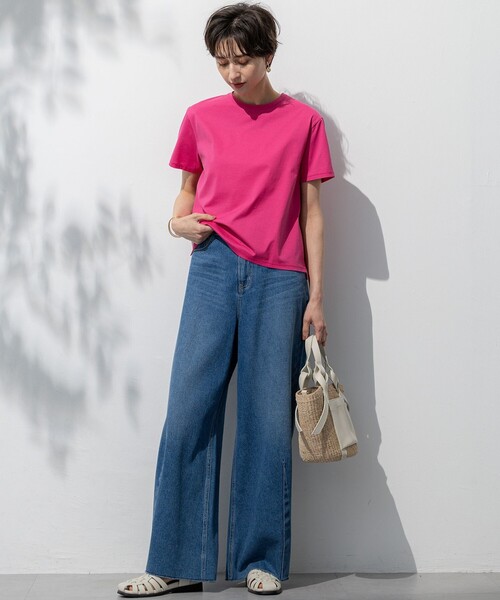 23区 L(ニジュウサンクオオキイサイズ)の「【洗える】ハイエンド クルーネック Tシャツ(Tシャツ/カットソー・レディース・ホワイト系/ローズ系/ブラック系/ダークブラウン系・44/46/48)」の12枚目の写真