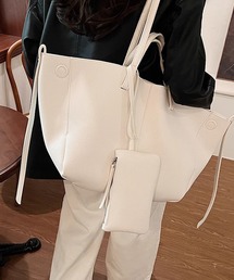 Dita Muaj.（ディータムアージュ）の「【A4すっぽり】通勤・通学にぴったり。ステッチが大人かわいいトート（ショルダーバッグ・レディース）」