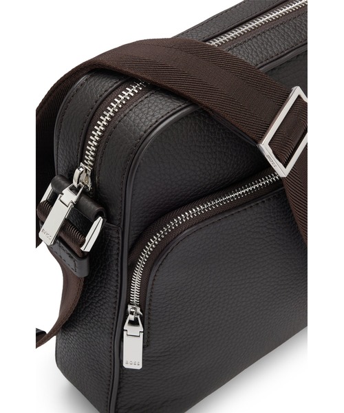 レポーターバッグ イタリアンレザー エンボスロゴ（ショルダーバッグ