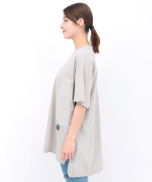 チチカカ(チチカカ)の「サイドポケット布帛切替プルオーバー【大きいサイズ】(Tシャツ/カットソー・レディース・グレー/レッド/チャコールグレー・3L)」の11枚目の写真