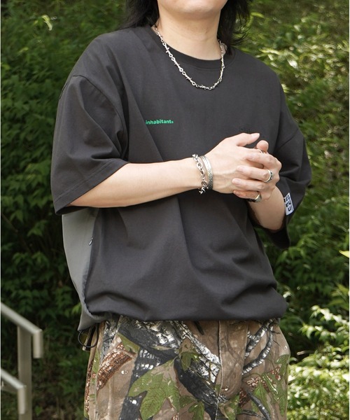 INHABITANT（インハビタント）の「25SS【INHABITANT】ビッグシルエット フロントプリント 切替 半袖ドロストTシャツ カットソー ユニセックス（Tシャツ/カットソー・メンズ・チャコール/ホワイト/ブラック・M/L）」の3枚目の写真