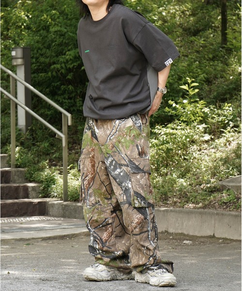INHABITANT(インハビタント)の「【INHABITANT】ビッグシルエット フロントプリント 切替 半袖ドロストTシャツ カットソー ユニセックス(Tシャツ/カットソー・メンズ・チャコール/ホワイト/ブラック・M/L)」の18枚目の写真