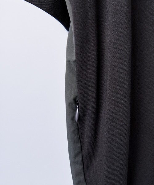 INHABITANT(インハビタント)の「【INHABITANT】ビッグシルエット フロントプリント 切替 半袖ドロストTシャツ カットソー ユニセックス(Tシャツ/カットソー・メンズ・チャコール/ホワイト/ブラック・M/L)」の4枚目の写真