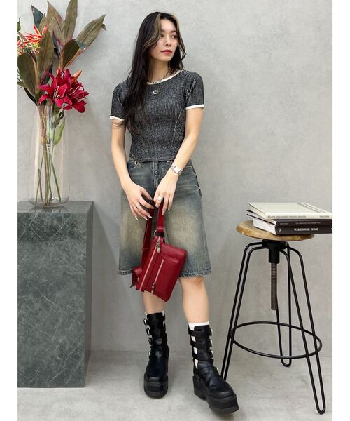 EVRIS（エヴリス）の「バイカラープレーティングバックオープンニット（ニット/セーター・レディース・イエロー/ブラック/ブルー・FREE）」の13枚目の写真