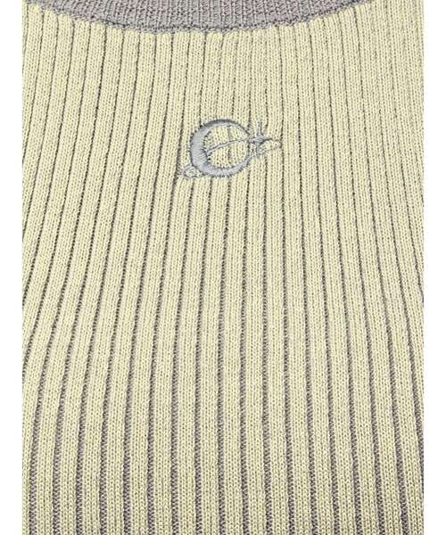 EVRIS（エヴリス）の「バイカラープレーティングバックオープンニット（ニット/セーター・レディース・イエロー/ブラック/ブルー・FREE）」の6枚目の写真