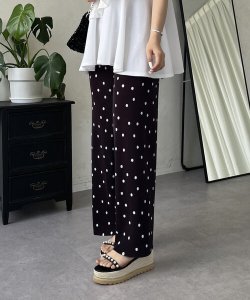 prose verse（プロズヴェール）の「ポケット付きランダムドットプリーツパンツ（その他パンツ・レディース・ブラック・MEDIUM/PM/TM）」の3枚目の写真