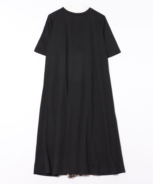 Coo+i（クーイ）の「バック切り替え半袖ワンピース（ワンピース・レディース・ブラック・FREE）」の11枚目の写真