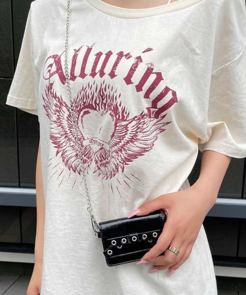 FOREVER 21(フォーエバー トゥエンティーワン)の「【2025SS】リボンミニウォレット(財布・レディース・ブルー/イエロー/ブラック・FREE)」の2枚目の写真