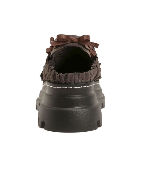 merry jenny（メリージェニー）の「Puffer ribbon sabot（サンダル・レディース・ブラウン/ブラック・MEDIUM/LARGE）」の6枚目の写真