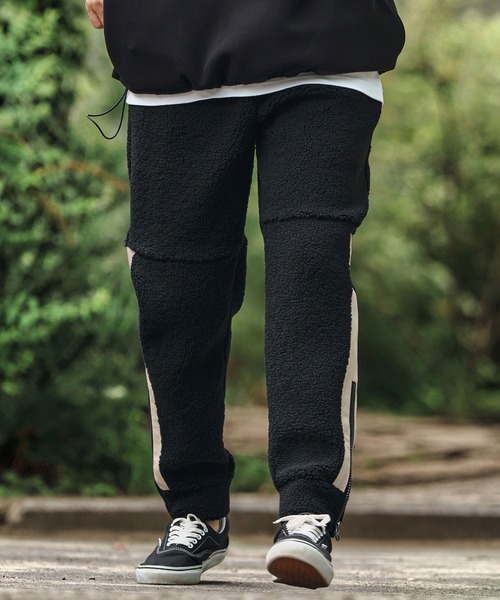 CAMBIO（カンビオ）の「mp13812- Sheep Like Boa Synthetic Leather Side Zip Jogger Pants レザージョガーパンツ（その他パンツ・メンズ・オリーブ×ブラック/ブラック×ホワイト/ブラック×ブラック・S/M/L）」の16枚目の写真