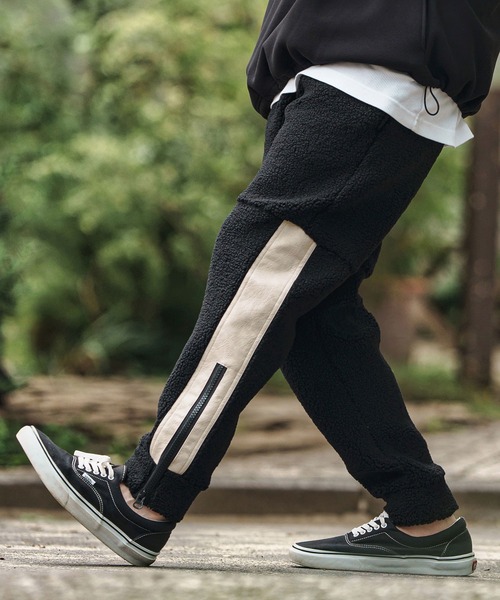 CAMBIO（カンビオ）の「mp13812- Sheep Like Boa Synthetic Leather Side Zip Jogger Pants レザージョガーパンツ（その他パンツ・メンズ・オリーブ×ブラック/ブラック×ホワイト/ブラック×ブラック・S/M/L）」の18枚目の写真