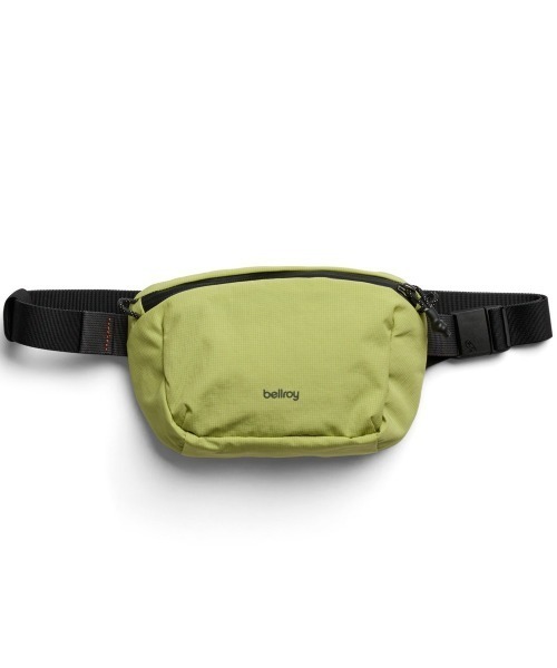 entre square(アントレスクエアー)の「Bellroy/ボディバッグ/ウエストポーチ Lite Belt Bag KIWI(廃盤カラー)(ボディバッグ/ウエストポーチ・メンズ・ライトグリーン・ONESIZE)」の5枚目の写真