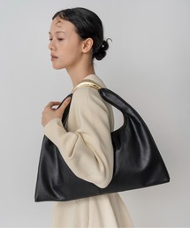 お値下げ可能！Arch ブラック ショルダーバッグ バッグ ショルダー ポシェット おしゃれ かわいい シンプル 黒