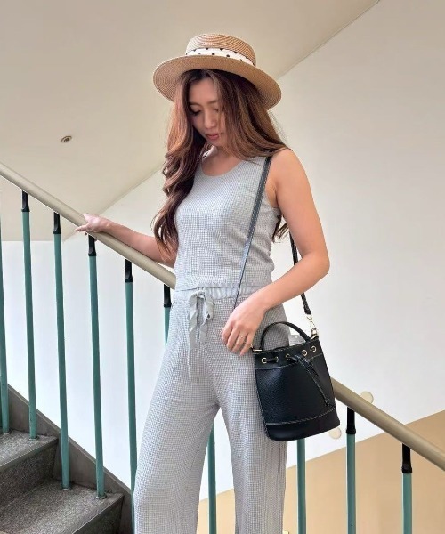 alo yoga セットアップ ブラウン ワッフル素材 ピンク系 ALO Yoga