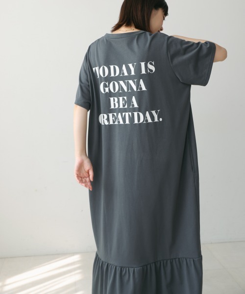 Bou Jeloud(ブージュルード)の「裾ペプラムフリルワンピース(ワンピース・レディース・チャコールグレー/ライトグレー・38)」の20枚目の写真