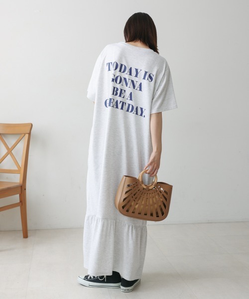 Bou Jeloud(ブージュルード)の「裾ペプラムフリルワンピース(ワンピース・レディース・チャコールグレー/ライトグレー・38)」の5枚目の写真