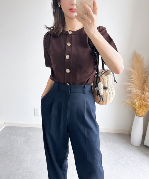 &. NOSTALGIA（アンドドットノスタルジア）の「【ZOZO限定】ショルダータックニットカーデ（カーディガン/ボレロ・レディース・ブラウン/ブラック/アイボリー・M）」の20枚目の写真