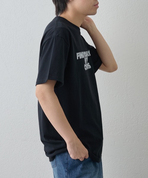 COLONY 2139（コロニートゥーワンスリーナイン）の「FIND YOUR カスレプリントTEE（Tシャツ/カットソー・メンズ・ブラック/ネイビー/ホワイト・MEDIUM/LARGE）」の7枚目の写真