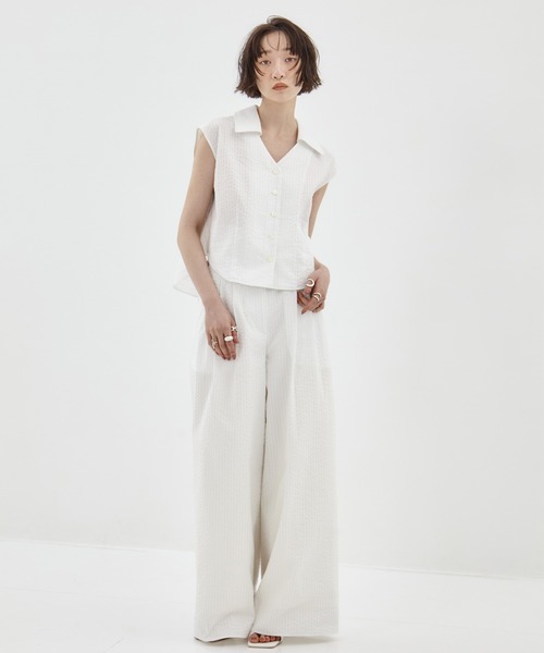 STUDIOUS(ステュディオス)の「【STUDIOUS/ステュディオス】Seersucker Sleeveless Shirt/シアサッカースリーブレスシャツ/ブラウス(シャツ/ブラウス・レディース・ブラック/ホワイト/ストライプ・FREE)」の11枚目の写真