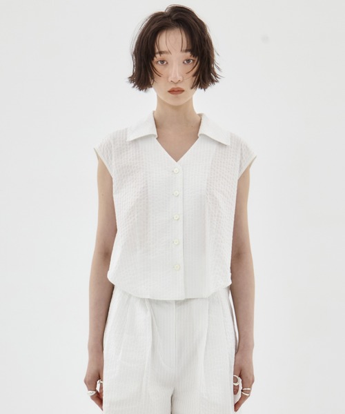 STUDIOUS(ステュディオス)の「【STUDIOUS/ステュディオス】Seersucker Sleeveless Shirt/シアサッカースリーブレスシャツ/ブラウス(シャツ/ブラウス・レディース・ブラック/ホワイト/ストライプ・FREE)」の7枚目の写真