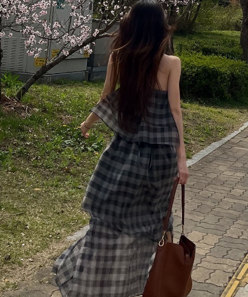 FREE STYLISTS(フリー スタイリスト)の「YUGA_YGMC Layered camisole dress(ワンピース・レディース・ブラック/ダークグレー/ライトグレー/オフホワイト・M/S)」の13枚目の写真