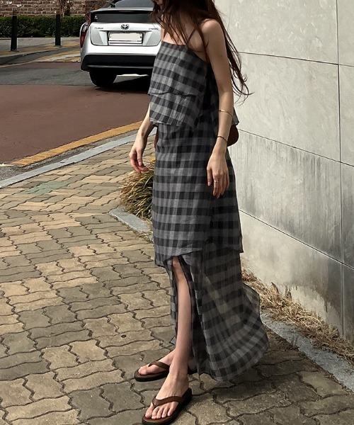 FREE STYLISTS(フリー スタイリスト)の「YUGA_YGMC Layered camisole dress(ワンピース・レディース・ブラック/ダークグレー/ライトグレー/オフホワイト・M/S)」の14枚目の写真