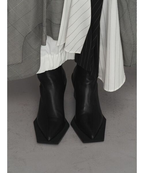 UN3D.（アンスリード）の「SQUARE EDGE POINTED BOOTS / スクエアエッジポインテッドブーツ（ブーツ・レディース・その他1/ブラック・38/37/36）」の9枚目の写真