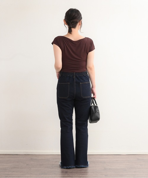 ZOZOMARKET（ゾゾマーケット）の「ZOZOMARKET by Aimeri-裾スリットフレアデニムパンツ（デニムパンツ・レディース・ネイビー/ブラック・マルチサイズ）」の4枚目の写真