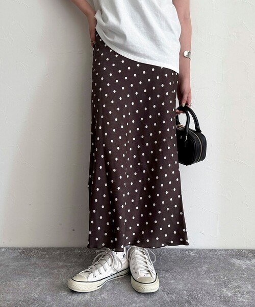 fredy emue（フレディエミュ）の「ワッシャーサテンドットスカート（スカート・レディース・ブラウン系その他/ブラック系その他・36/38）」の12枚目の写真