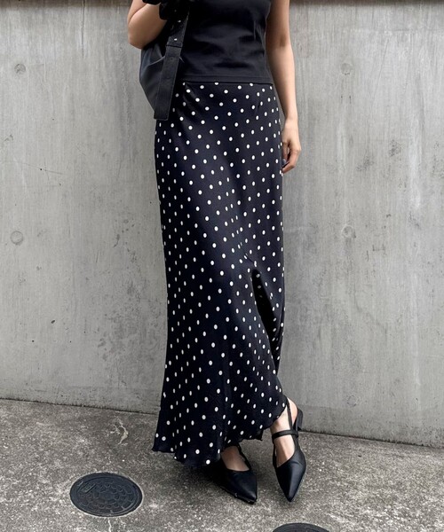 fredy emue（フレディエミュ）の「ワッシャーサテンドットスカート（スカート・レディース・ブラウン系その他/ブラック系その他・36/38）」の17枚目の写真