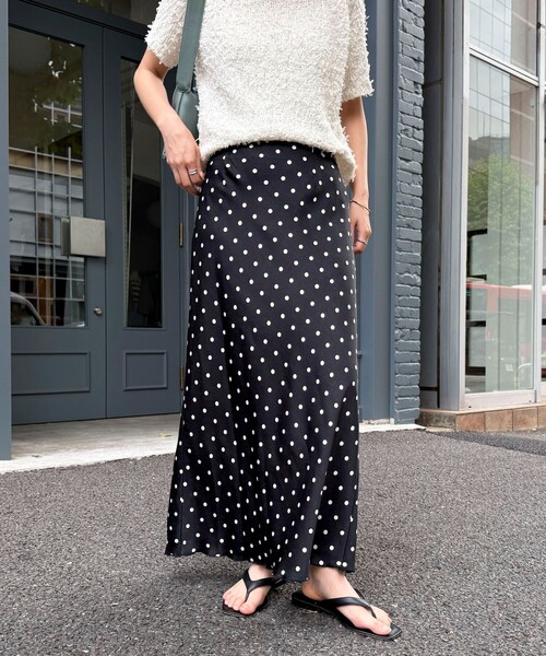 セール】ワッシャーサテンドットスカート（スカート）｜fredy emue