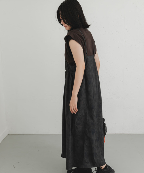 EKAL（エカル）の「『UR TECH』 ナイロンタッサーキャミワンピース（ワンピース・レディース・ベージュ系その他/ブラック系その他・ONE）」の4枚目の写真