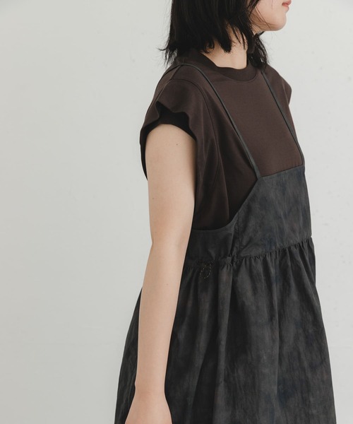 EKAL（エカル）の「『UR TECH』 ナイロンタッサーキャミワンピース（ワンピース・レディース・ベージュ系その他/ブラック系その他・ONE）」の5枚目の写真