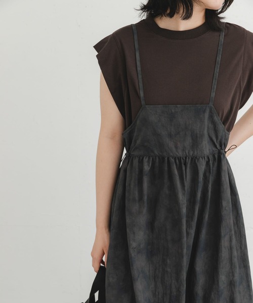 EKAL（エカル）の「『UR TECH』 ナイロンタッサーキャミワンピース（ワンピース・レディース・ベージュ系その他/ブラック系その他・ONE）」の6枚目の写真