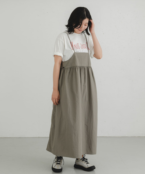 EKAL（エカル）の「『UR TECH』 ナイロンタッサーキャミワンピース（ワンピース・レディース・ベージュ系その他/ブラック系その他・ONE）」の15枚目の写真