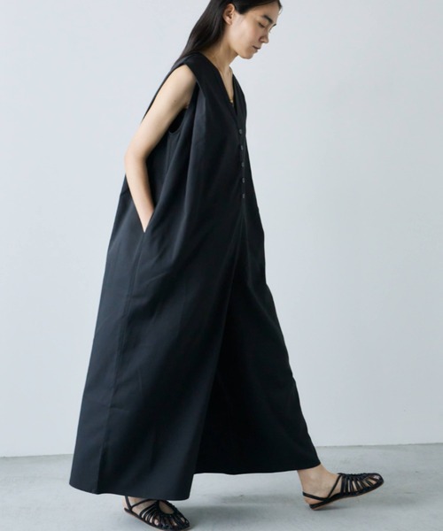 Libra Cue（リブラ キュー）の「Vネックオールインワン（つなぎ/オールインワン・レディース・ベージュ/ブラック・FREE）」の17枚目の写真