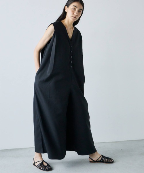 Libra Cue（リブラ キュー）の「Vネックオールインワン（つなぎ/オールインワン・レディース・ベージュ/ブラック・FREE）」の18枚目の写真