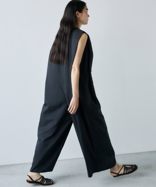 Libra Cue（リブラ キュー）の「Vネックオールインワン（つなぎ/オールインワン・レディース・ベージュ/ブラック・FREE）」の21枚目の写真