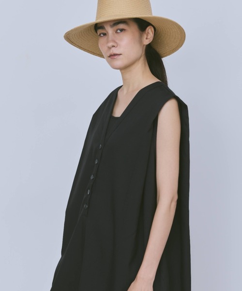 Libra Cue（リブラ キュー）の「Vネックオールインワン（つなぎ/オールインワン・レディース・ベージュ/ブラック・FREE）」の15枚目の写真