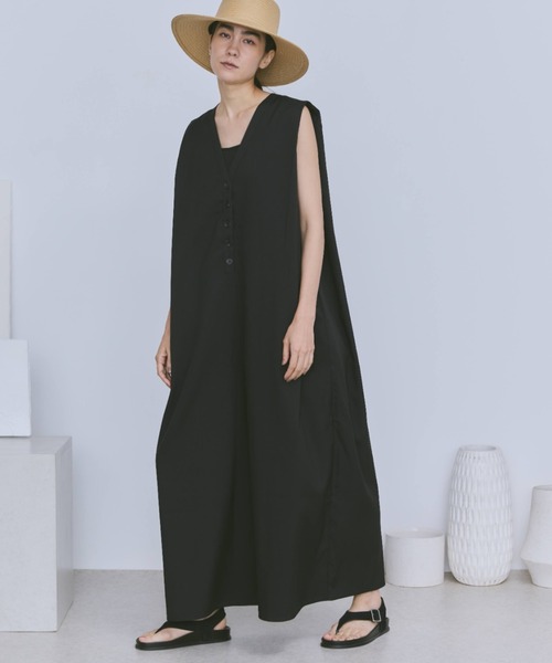 ブラック V字ネック オールインワン M ブラック V字ネック