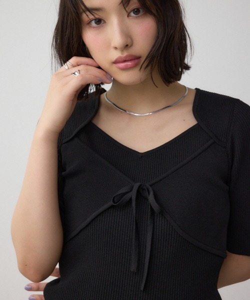 AZUL by moussy(アズールバイマウジー)の「ビスチェレイヤードデザインニット(ニット/セーター・レディース・ボルドー/アイボリー/ブラック・FREE)」の1枚目の写真