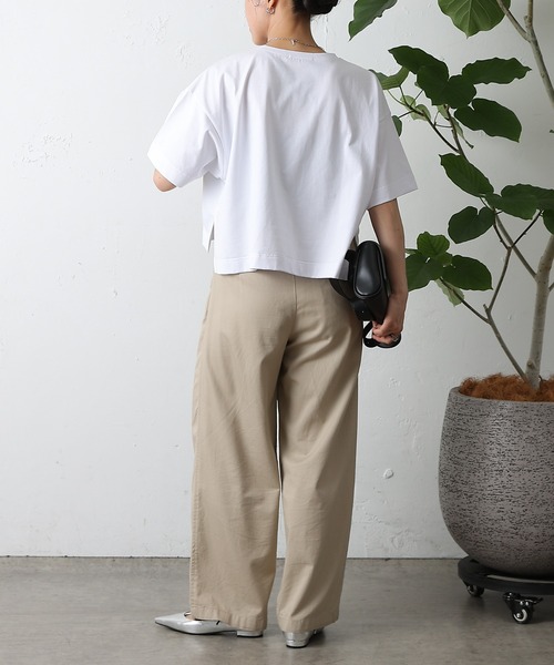 COLONY 2139(コロニートゥーワンスリーナイン)の「cleanestワイドクロップドTシャツ(Tシャツ/カットソー・レディース・ローズ/ブラック/ホワイト/ライトグレー・FREE)」の6枚目の写真