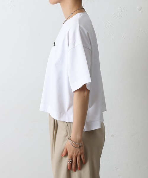 COLONY 2139(コロニートゥーワンスリーナイン)の「cleanestワイドクロップドTシャツ(Tシャツ/カットソー・レディース・ローズ/ブラック/ホワイト/ライトグレー・FREE)」の17枚目の写真