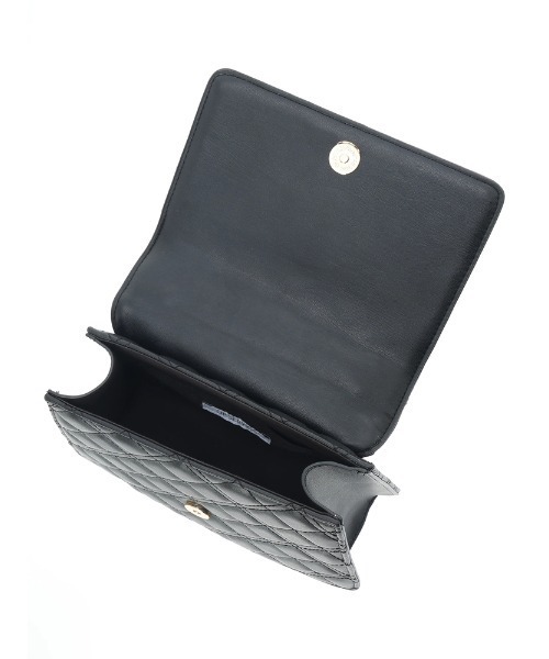 LIPSERVICE（リップサービス）の「LPキルティングワンハンドルバッグ（ハンドバッグ・レディース・レッド/ブラック/アイボリー・FREE）」の14枚目の写真