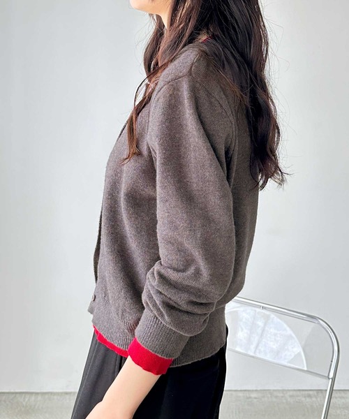 GeeRA(ジーラ)の「フェイクレイヤードクルーネックカーデ(カーディガン/ボレロ・レディース・チャコール/ブラック系その他・MEDIUM/LARGE/X-LARGE)」の13枚目の写真