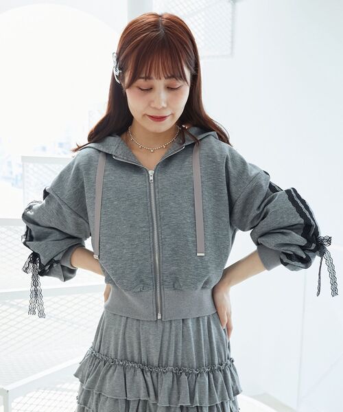 MAJESTIC LEGON（マジェスティックレゴン）の「レースリボンラインパーカー（パーカー・レディース・チャコールグレー/ライトグレー/ブラウン/アイボリー/ピンク・MEDIUM）」の8枚目の写真