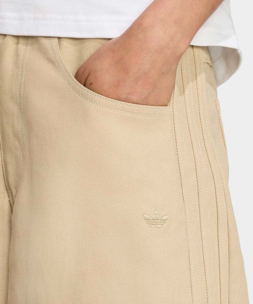 adidas（アディダス）の「ファイヤーバード ユーティリティ ジョーツ / ハーフパンツ / アディダスオリジナルス adidas Originals（その他パンツ・レディース・ベージュ・X-LARGE/LARGE/3XL/XX-LARGE/X-SMALL/SMALL/MEDIUM）」の3枚目の写真