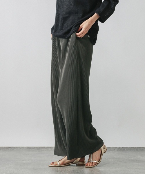 GLOBAL WORK（グローバルワーク）の「セルフカットプリーツパンツ/579557（その他パンツ・レディース・マスタード/スミクロ/ブラック系その他/ブラック・MEDIUM/LARGE）」の17枚目の写真