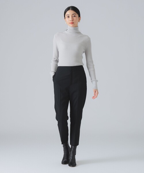 EFFE BEAMS(エッフェビームス)の「【1/15再値下げ】カシミヤ混 タートルネック ニット(ニット/セーター・レディース・ホワイト系その他6/ブラック/ピンク・ONE SIZE)」の4枚目の写真